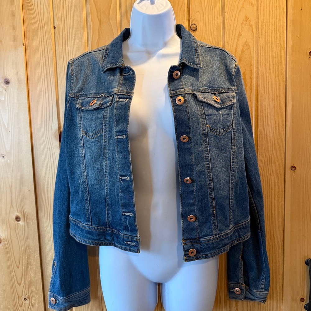 NWT 618 Women’s Jean Jacket